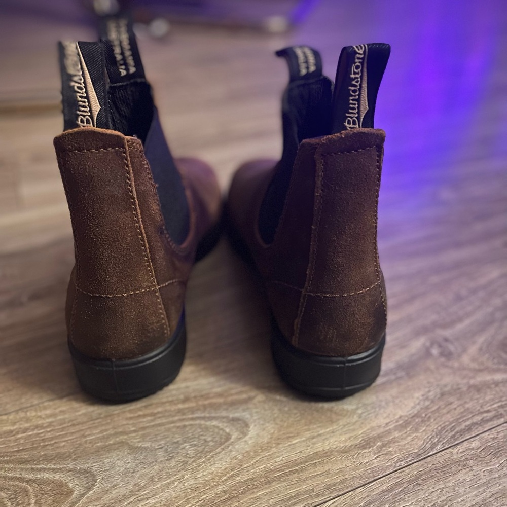 Brand new blundstone boots waxed suede rich tobacco. Women’s size 8 - Picture 9 of 12